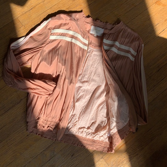 Vintage Satin Bomber Jacket 🌸 Embroidered Butterfly 🦋 Ruffled collar & wrists - Picture 13 of 14